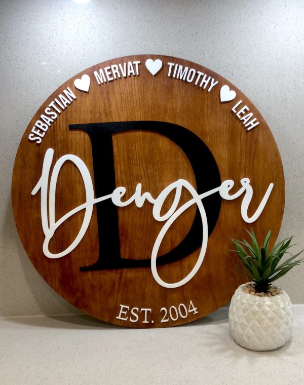 Personalised Custom Round Wood Sign: Handcrafted Elegance for Your Home! Personalised Custom Round Wood Sign: Handcrafted Elegance for Your Home!